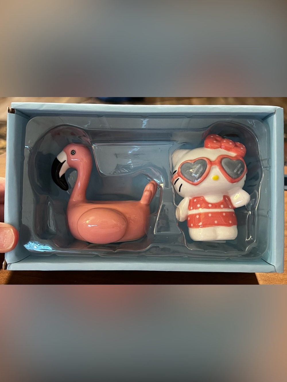 New! HELLO KITTY Swimsuit & Flamingo Float Salt & Pepper Shaker Set in box NIB